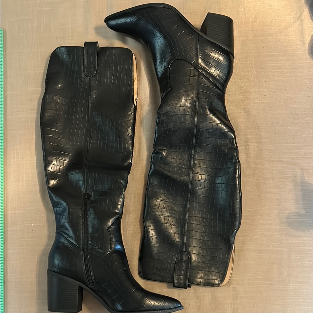 NWOT Journee Collection Black Over the Knee Boots